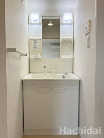 クリサンセマムの洗面所