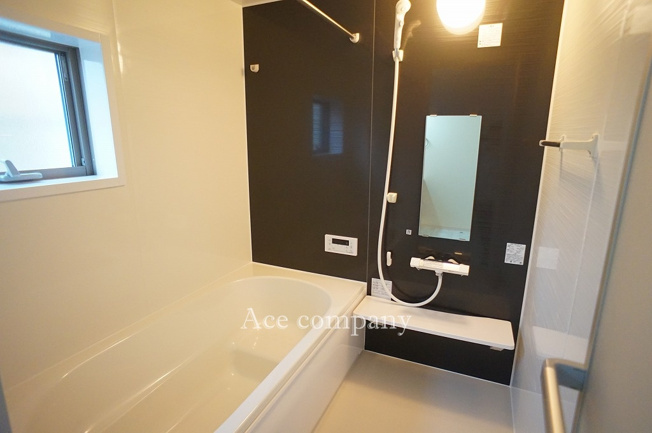 【浴室】 | 平野区加美鞍作3丁目　【4号棟/全4棟】 | オートバス・追炊機能・浴室乾燥機完備です☆
