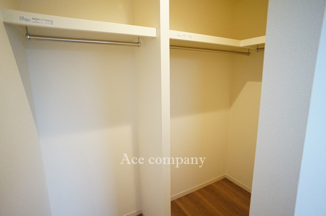 【収納】 | 平野区加美鞍作3丁目　【2号棟/全4棟】 | 【3階：洋室8.75帖】のウォークインクローク内です♪