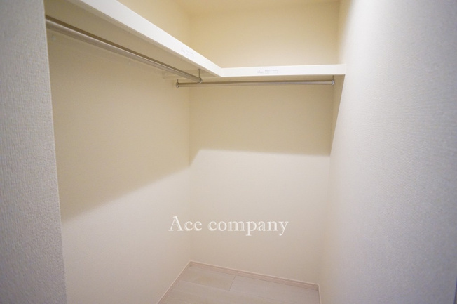 【収納】 | 平野区加美鞍作3丁目　【3号棟/全4棟】 | 【1階：洋室7.34帖】のウォークインクローク内です♪
