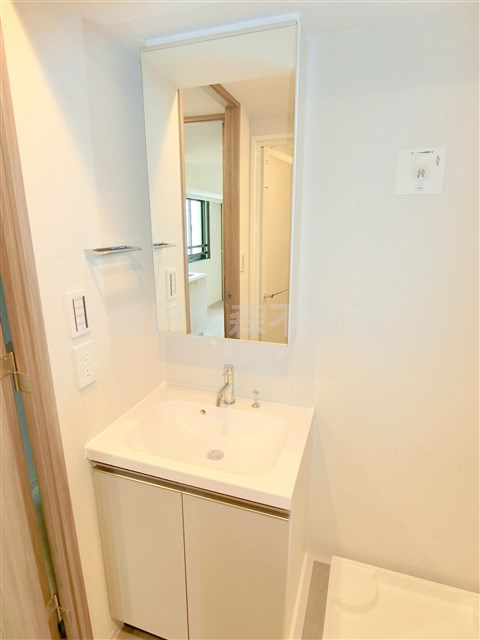 レジディア蒲田プレイスの洗面所|独立洗面台