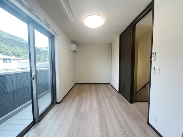 クラシア蟹原の洋室