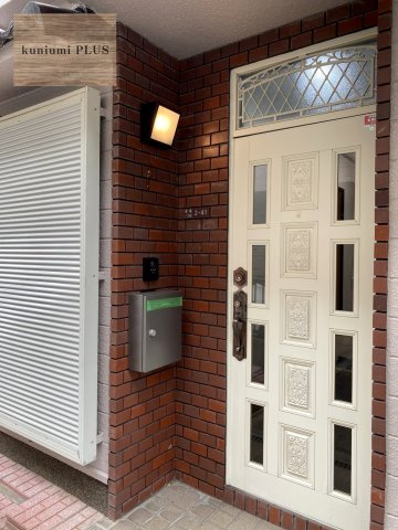 大阪市鶴見区徳庵1丁目の玄関