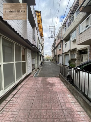 大阪市鶴見区徳庵1丁目の前面道路含む現地写真