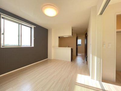 【居間・リビング】 | モイス・シャーム熊取 | リビング