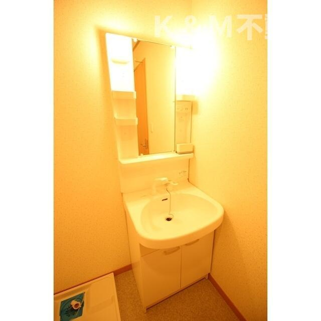 アムール　ｅｔｏｉｌｅの洗面所|コンパクトで使いやすい洗面所