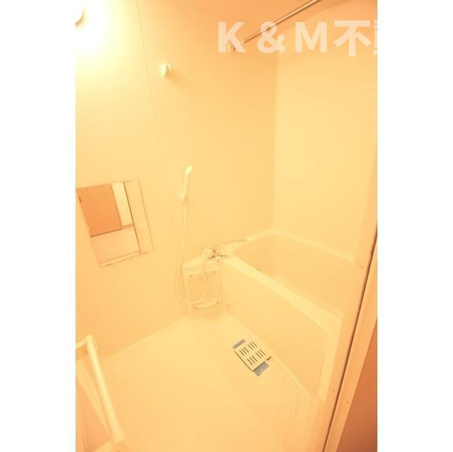 アムール　ｅｔｏｉｌｅの浴室|きれいなお風呂です