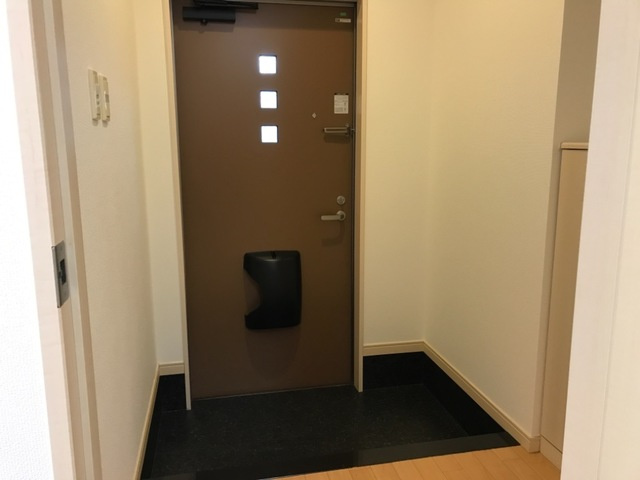 ネーブルソフィア藤江の玄関