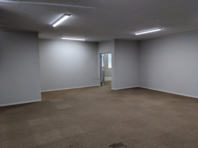 須磨浦通4丁目貸事務所の内装|2階北東