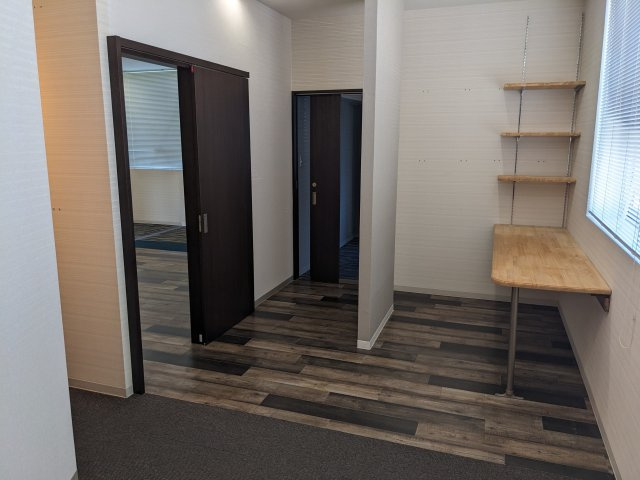 須磨浦通4丁目貸事務所の内装|1階南東