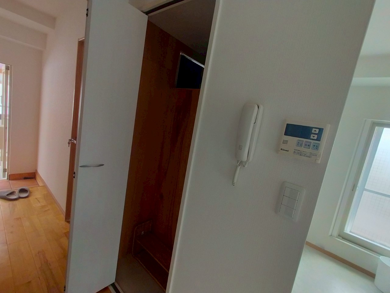 甲東ライフの内装