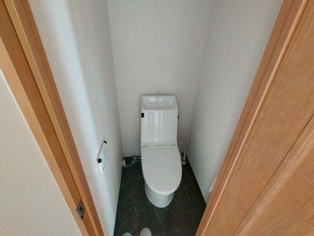 甲東ライフのトイレ|温水洗浄便座