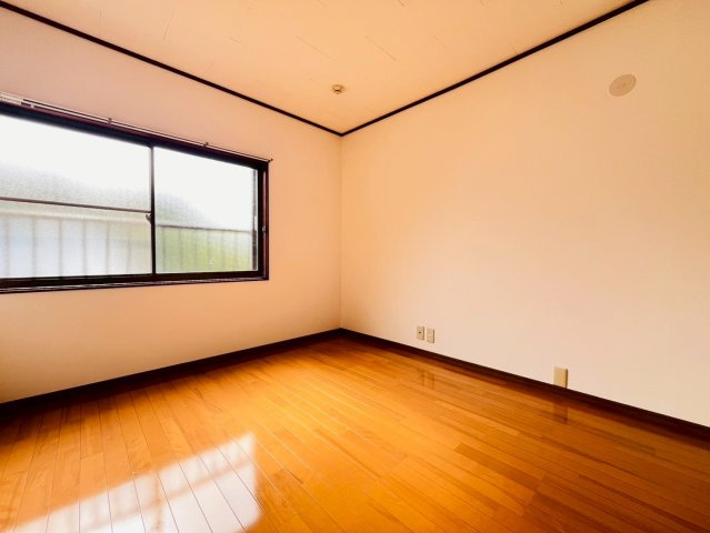 大手町7丁目戸建の寝室