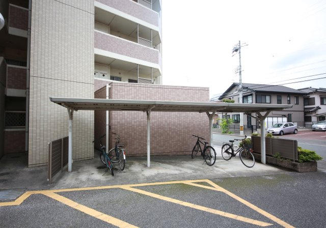 ヴェルドミールⅡの駐車場