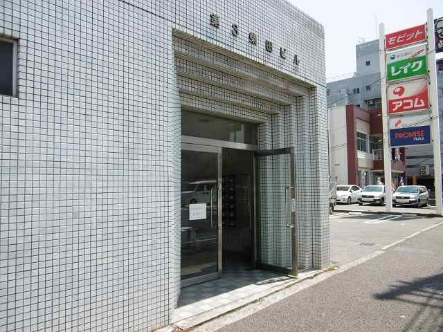 第3柴田ビルのエントランス
