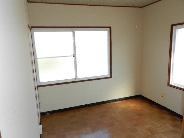 絵鞆町2丁目8-4戸建の設備