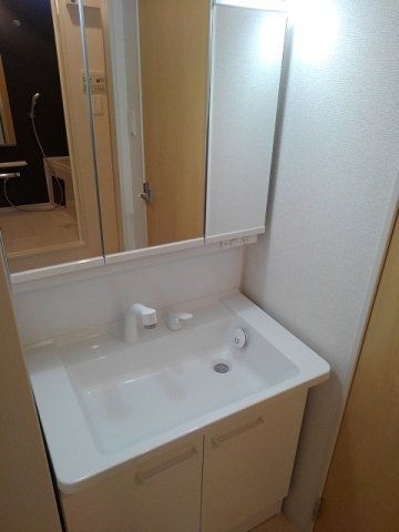 ＬＵＣＥ　Ⅱの洗面所|スペースが確保できる洗面所です