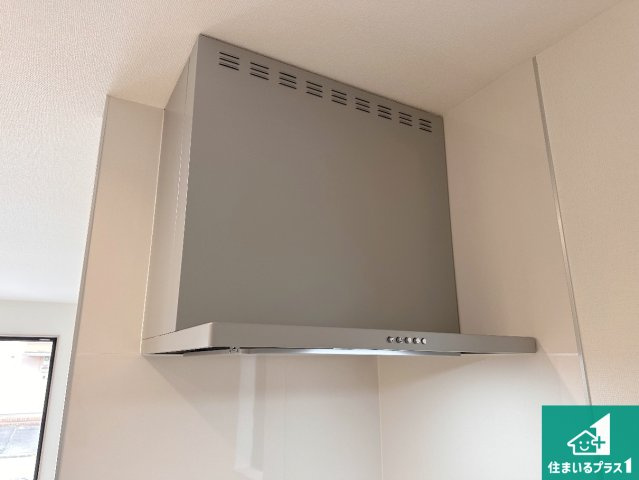 明石市沢野　新築一戸建ての設備|汚れにくいスロットフィルタでお手入れラクラク！ＬＥＤ照明付き！