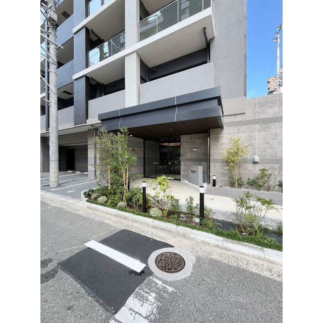 福岡市中央区清川２丁目の賃貸マンションのエントランス