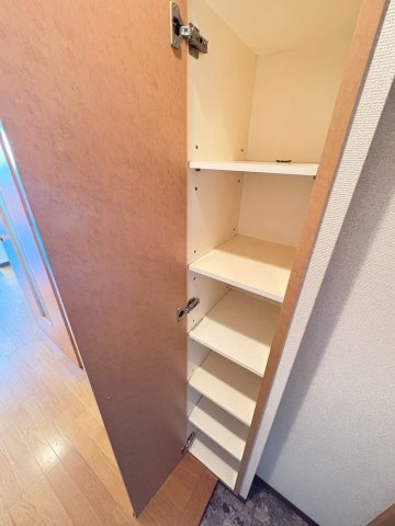 福岡市博多区築港本町の賃貸マンションの収納
