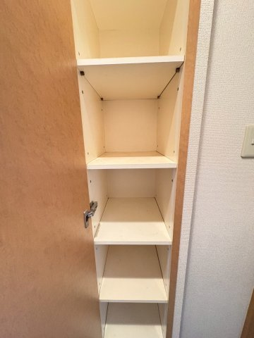 福岡市博多区築港本町の賃貸マンションの収納