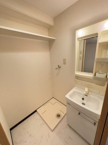 福岡市博多区築港本町の賃貸マンションの洗面所