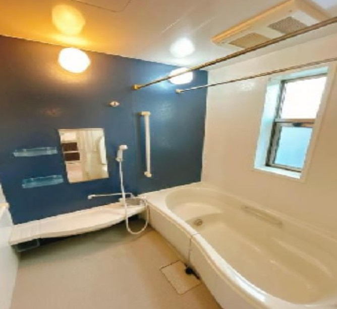 小山市粟宮　中古戸建の浴室