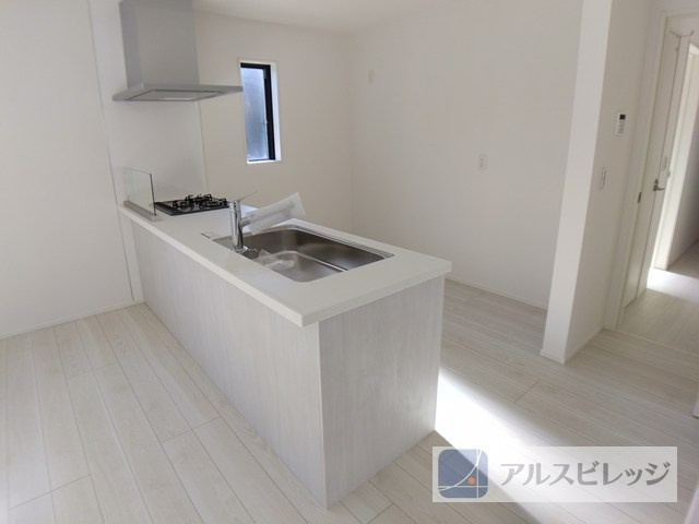 新築/草加市吉町2丁目の前面道路含む現地写真|前面道路含む現地写真です