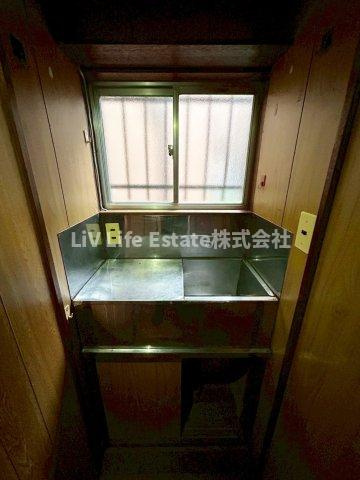 東村山市栄町２丁目の一戸建てのキッチン