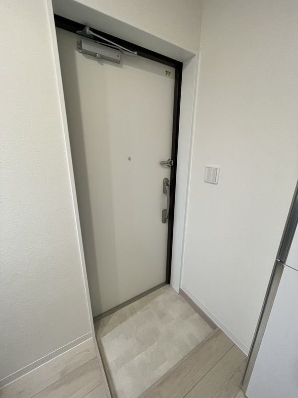 東金町モコプルの玄関