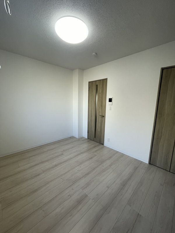 東金町モコプルの居間・リビング