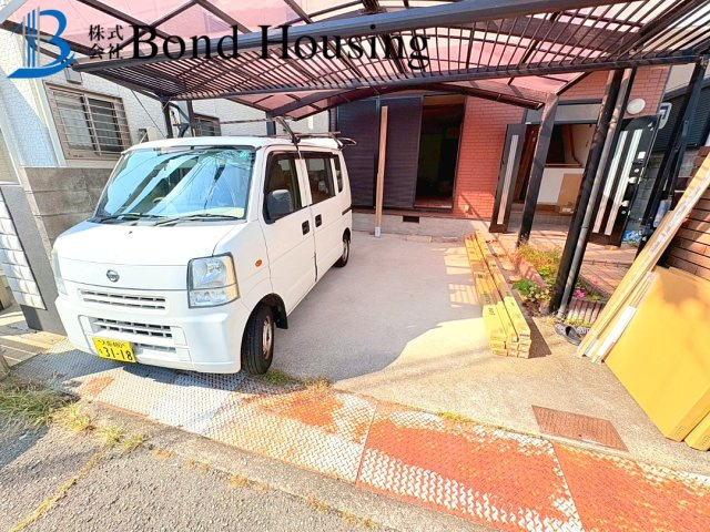 リフォ済み即入居可　並列2台駐車可　谷八木　築25年のその他