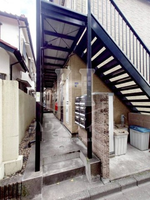 【エントランス】 | ティンカーベル