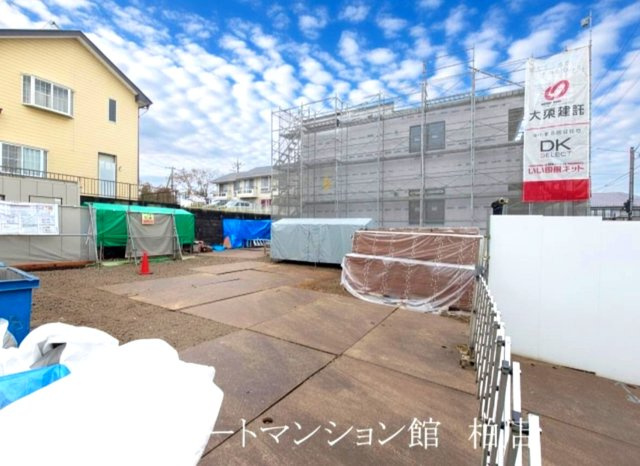 ナチュール　メゾンの駐車場