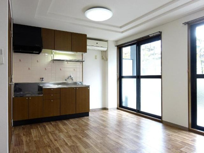 【居間・リビング】 | ヴィラプレール | リビング