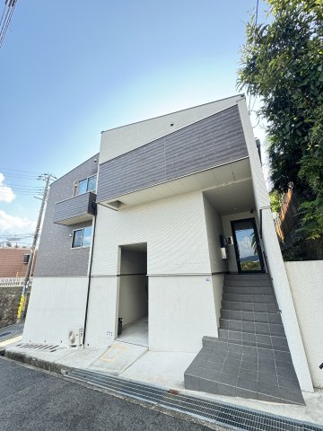 リアライズ箕岡の外観