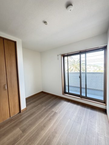 リアライズ箕岡の寝室