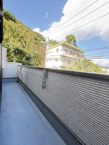 リアライズ箕岡のバルコニー