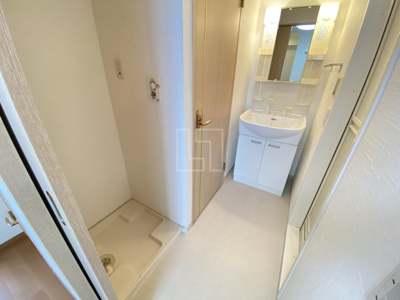 【洗面所】 | コンフォール南森町 | コンフォール南森町　洗面脱衣所