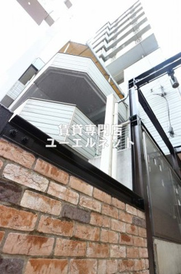 【外観】 | アカツキハイツ | シンプルで洗練されたデザインが毎日の暮らしに心地よさをプラス