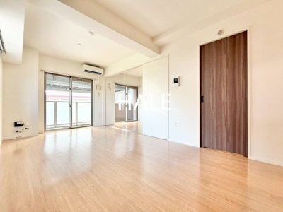 【内装】 | ベルカンパーニュ