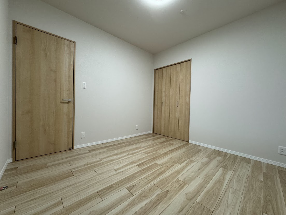 【洋室】フローレンス呉中通り 