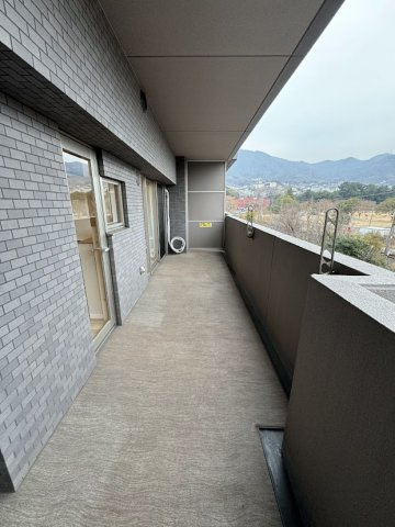 【バルコニー】フローレンス呉中通り 