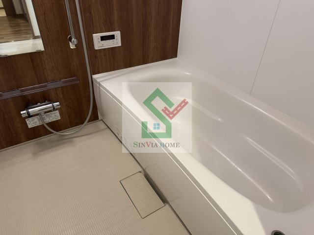 ジーフォレスト西堀6号棟の浴室