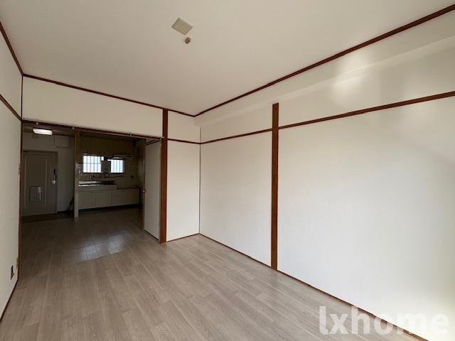 ハイツ米屋の居間・リビング