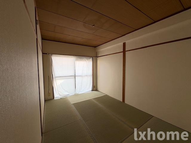 ハイツ米屋の和室