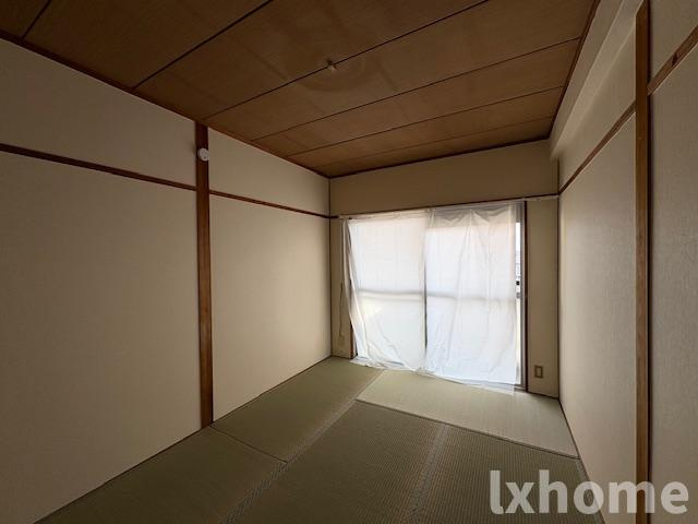 ハイツ米屋の和室