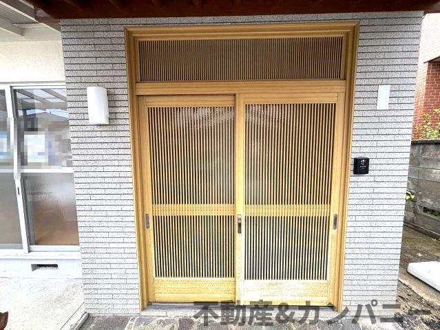 松前町筒井中古戸建の玄関|和の雰囲気が素敵な玄関です