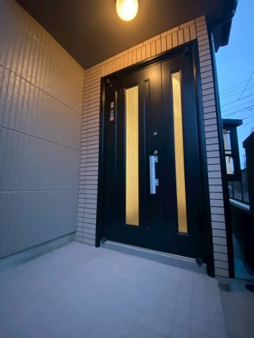 東村山市秋津町二丁目中古戸建の玄関