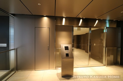 【エントランス】